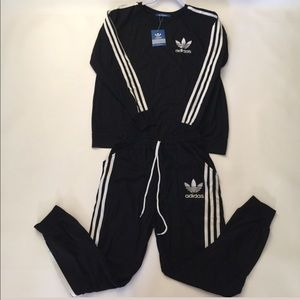 Valentines Day Sale!! 2 outfits for $60!